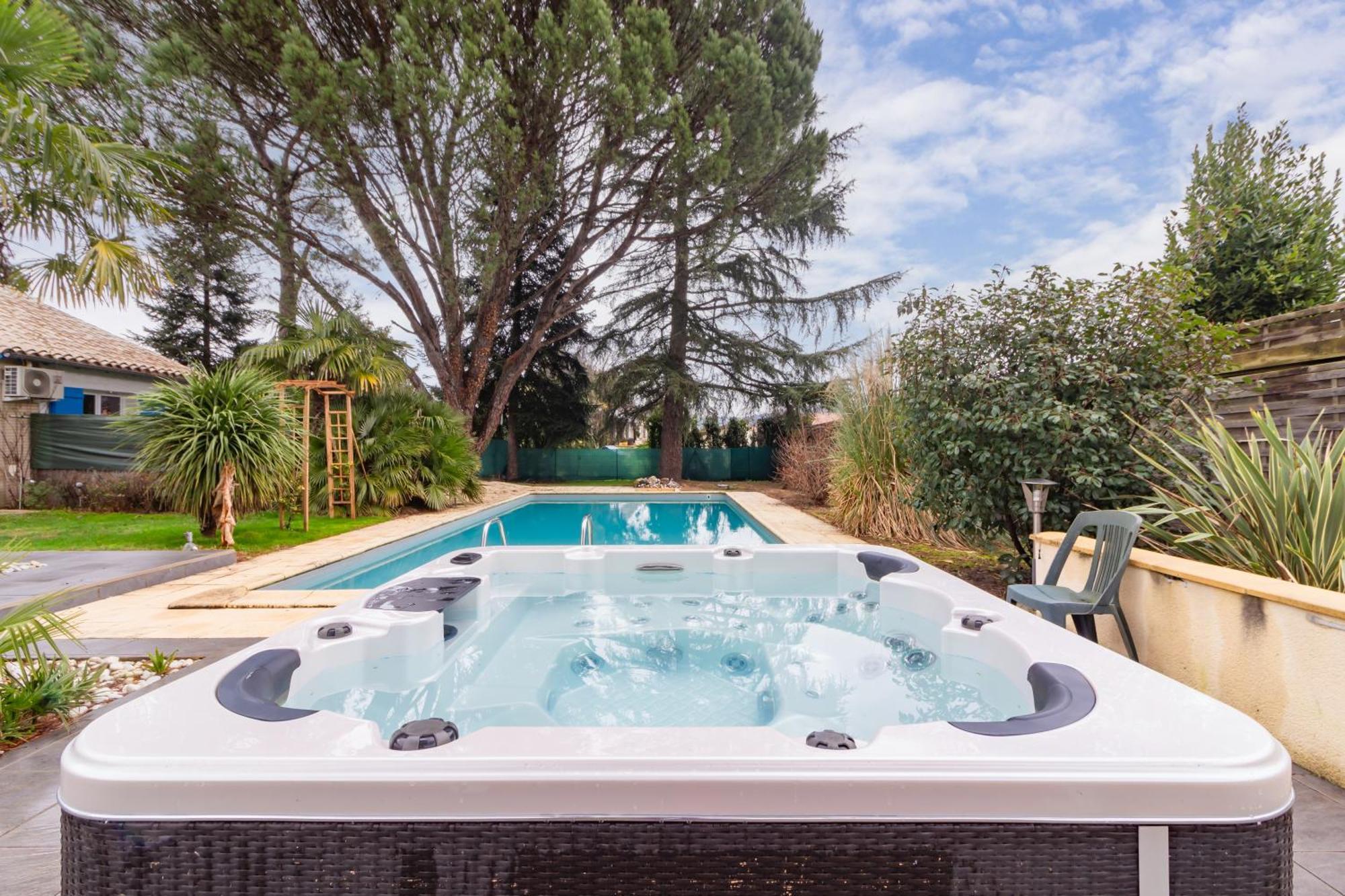 Villa & Spa-Sauna-Piscine-Massages Du "Nirvana Vivant" Biars-sur-Cère Exteriör bild