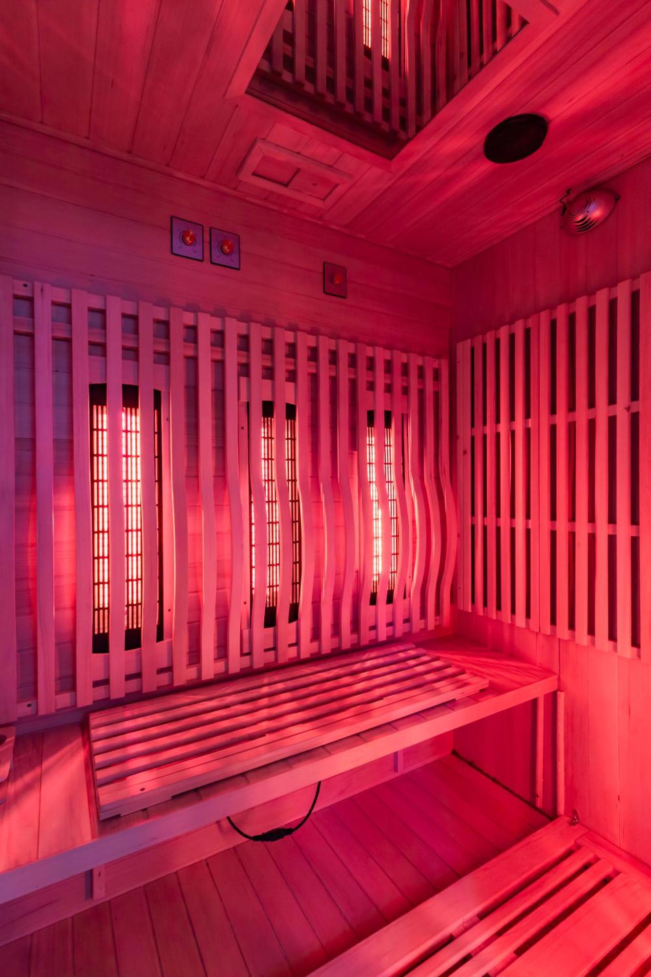 Villa & Spa-Sauna-Piscine-Massages Du "Nirvana Vivant" Biars-sur-Cère Exteriör bild
